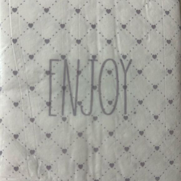 RAE DUNN 32 x 1pk ENJOY Guest Paper Towel Napkins Heart Trellis Lavender Ivory - Picture 2 of 7